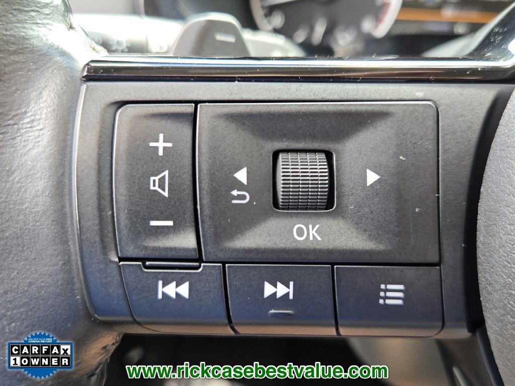 Used 2022 Nissan Pathfinder SL FWD image 28
