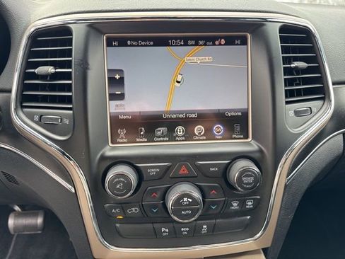 Used 2015 Jeep Grand Cherokee Limited image 27