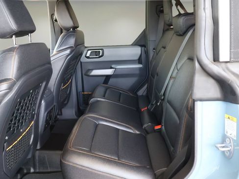 Used 2023 Ford Bronco Badlands AWD/4WD image 10