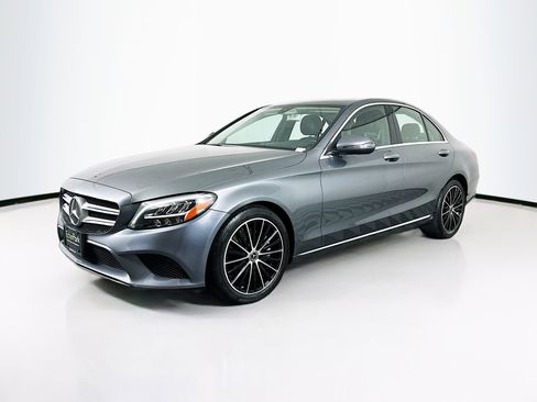 Used 2020 Mercedes-Benz C 300 Sedan image 3