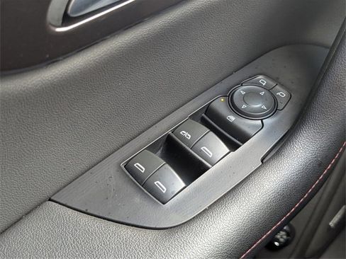 Used 2019 Chevrolet Blazer RS image 27