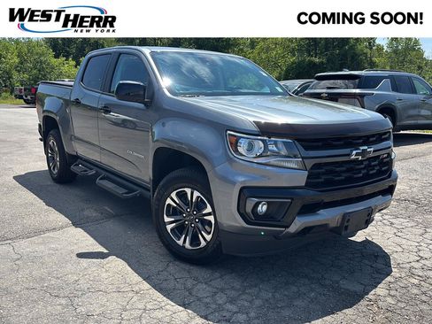 Used 2021 Chevrolet Colorado Z71 w/ LPO, Tonneau and Step Package AWD/4WD image 1