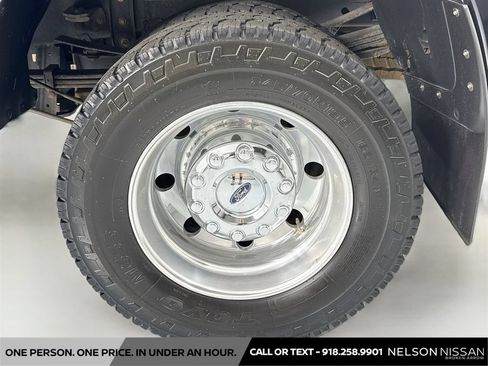 Used 2017 Ford F450 Lariat w/ Lariat Ultimate Package AWD/4WD image 32