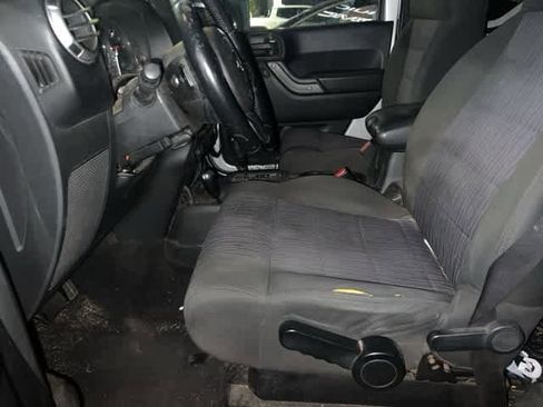 Used 2011 Jeep Wrangler Sport image 9