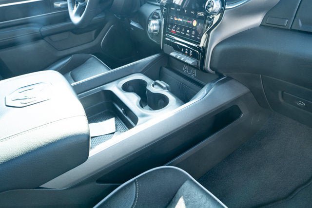 Used 2026 RAM 1500 Laramie AWD/4WD image 40