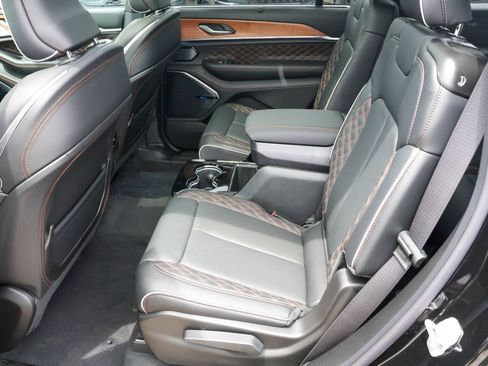 New 2026 Jeep Grand Cherokee L Summit w/ Obsidian Package AWD/4WD image 14