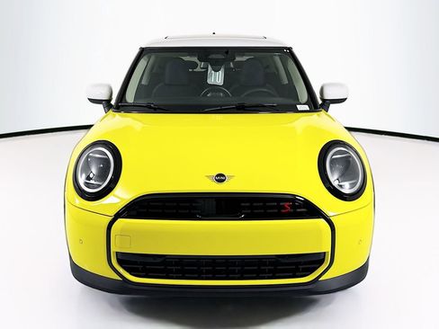 New 2026 MINI Cooper S image 2