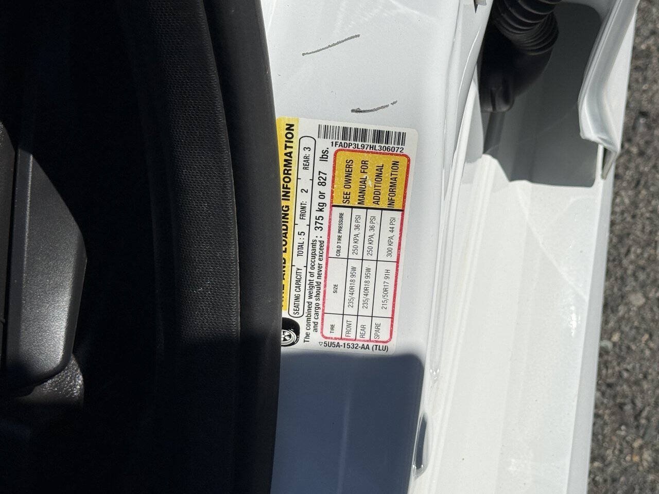 Used 2017 Ford Focus ST FWD image 27