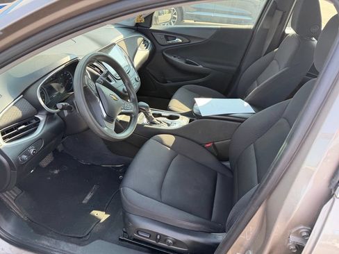 Used 2023 Chevrolet Malibu LT w/ Driver Confidence Package FWD image 10