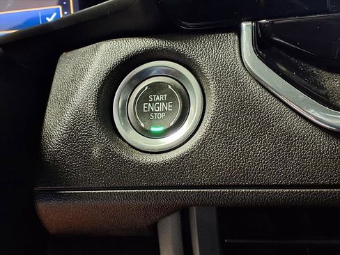 Used 2023 Chevrolet Colorado Trail Boss image 16