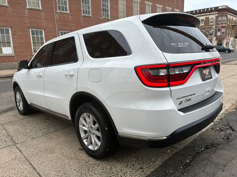 Used 2021 Dodge Durango SXT image 4