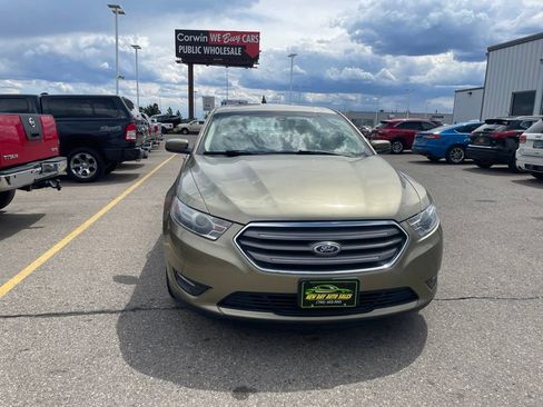 Used 2013 Ford Taurus SEL FWD image 2