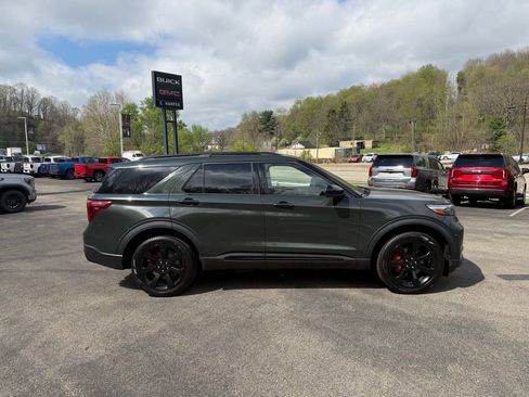 Used 2022 Ford Explorer ST w/ ST Street Pack AWD/4WD image 2