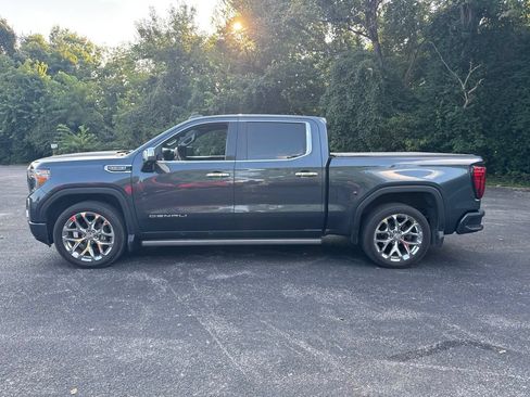 Used 2019 GMC Sierra 1500 Denali w/ Denali Ultimate Package AWD/4WD image 8