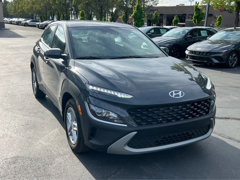 Certified 2023 Hyundai Kona SE AWD/4WD image 4