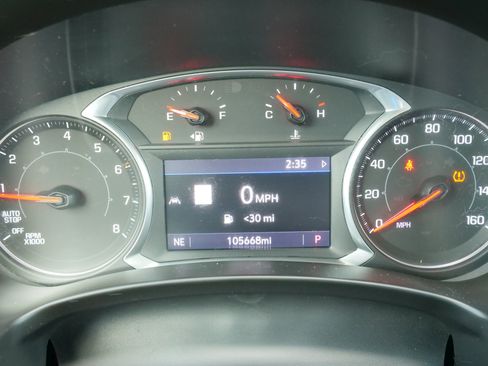 Used 2019 GMC Terrain Denali w/ Advanced Safety Package image 24