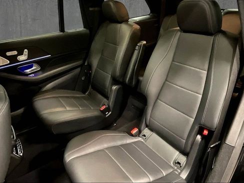 Used 2022 Mercedes-Benz GLS 450 4MATIC image 22