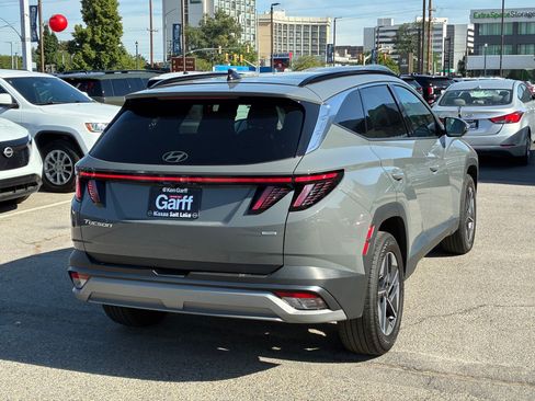 Used 2025 Hyundai Tucson SEL AWD/4WD image 3