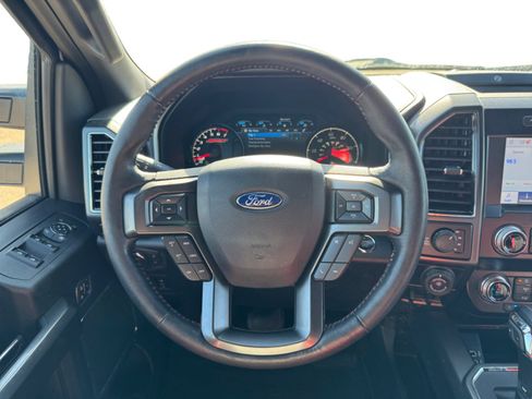 Used 2019 Ford F150 Lariat w/ Equipment Group 502A Luxury image 13