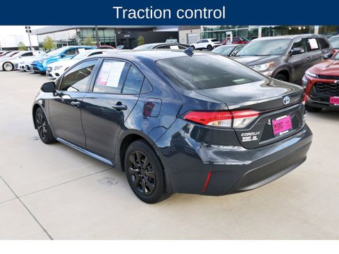 Used 2023 Toyota Corolla LE image 6