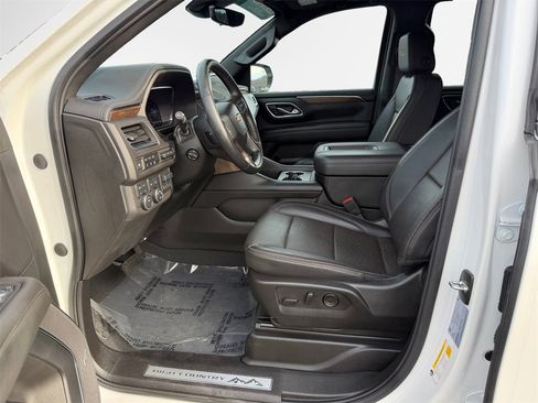 Certified 2024 Chevrolet Tahoe High Country w/ Premium Package image 12