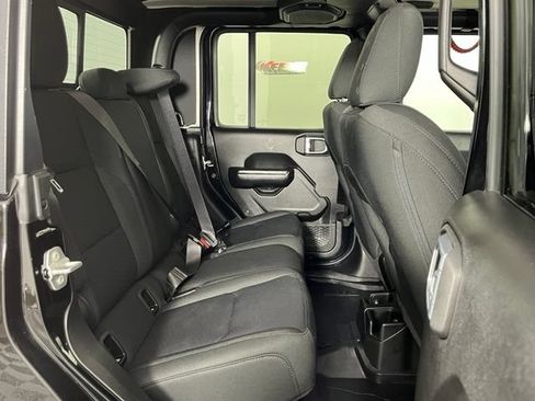 Used 2021 Jeep Gladiator Sport AWD/4WD image 26