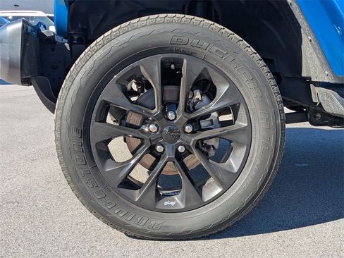 Used 2021 Jeep Wrangler Unlimited Sahara w/ Cold Weather Group image 22