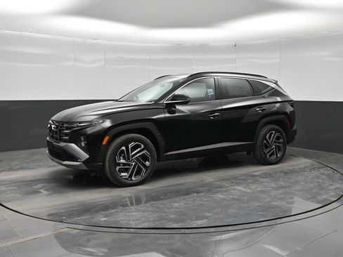 New 2026 Hyundai Tucson Limited AWD/4WD image 1