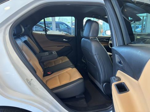 Used 2021 Chevrolet Equinox Premier AWD/4WD image 23