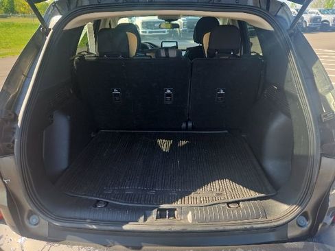 Used 2020 Ford Escape SE FWD image 11