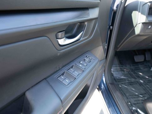 Used 2025 Honda CR-V Sport image 7
