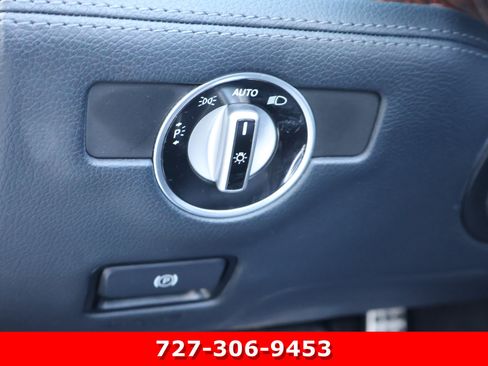 Used 2017 Mercedes-Benz SL 550 image 19