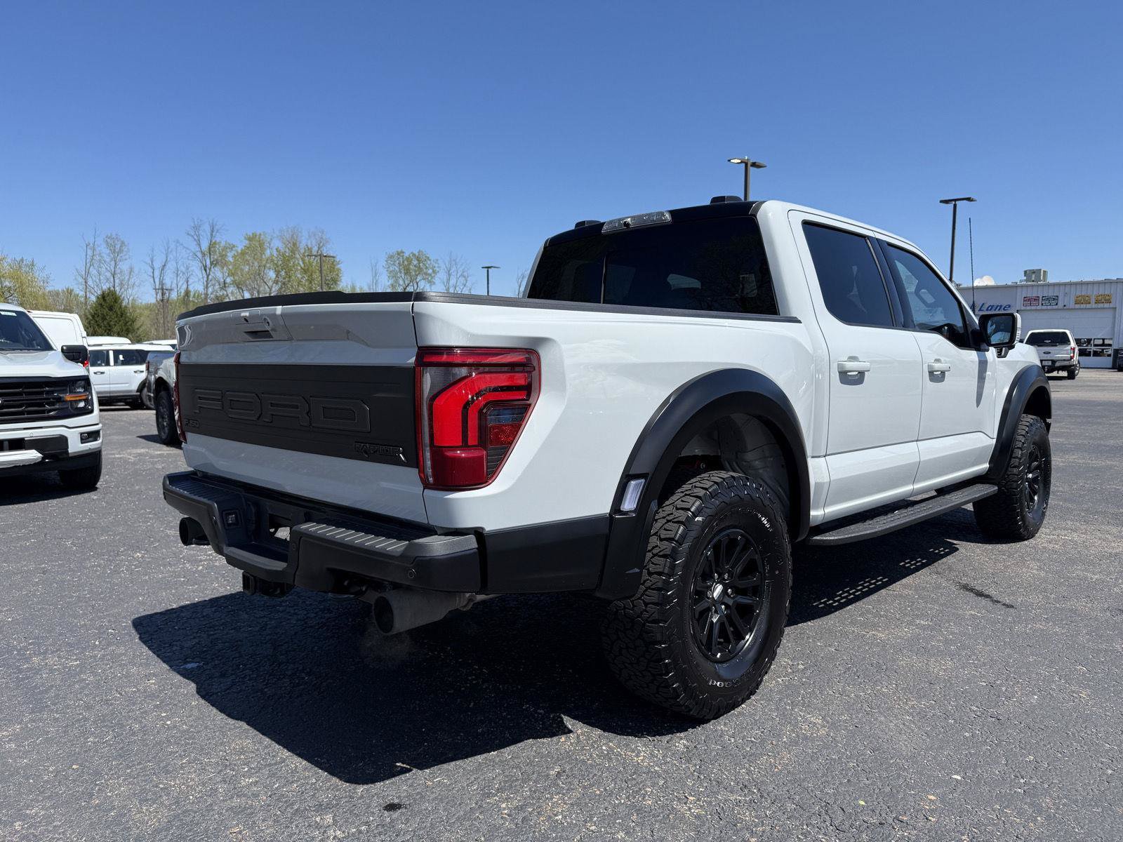 Used 2024 Ford F150 Raptor AWD/4WD image 25