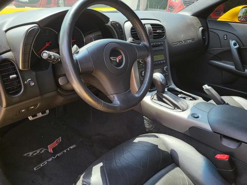 Used 2007 Chevrolet Corvette Coupe RWD image 13