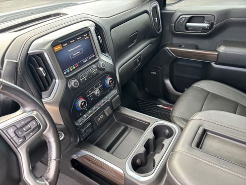 Used 2021 Chevrolet Silverado 1500 LT Trail Boss w/ Convenience Package II AWD/4WD image 22