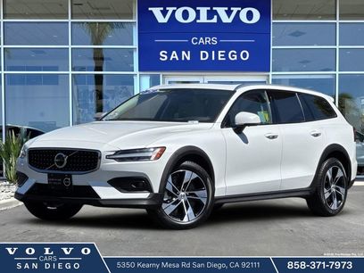 Certified 2025 Volvo V60 B5 Cross Country Plus