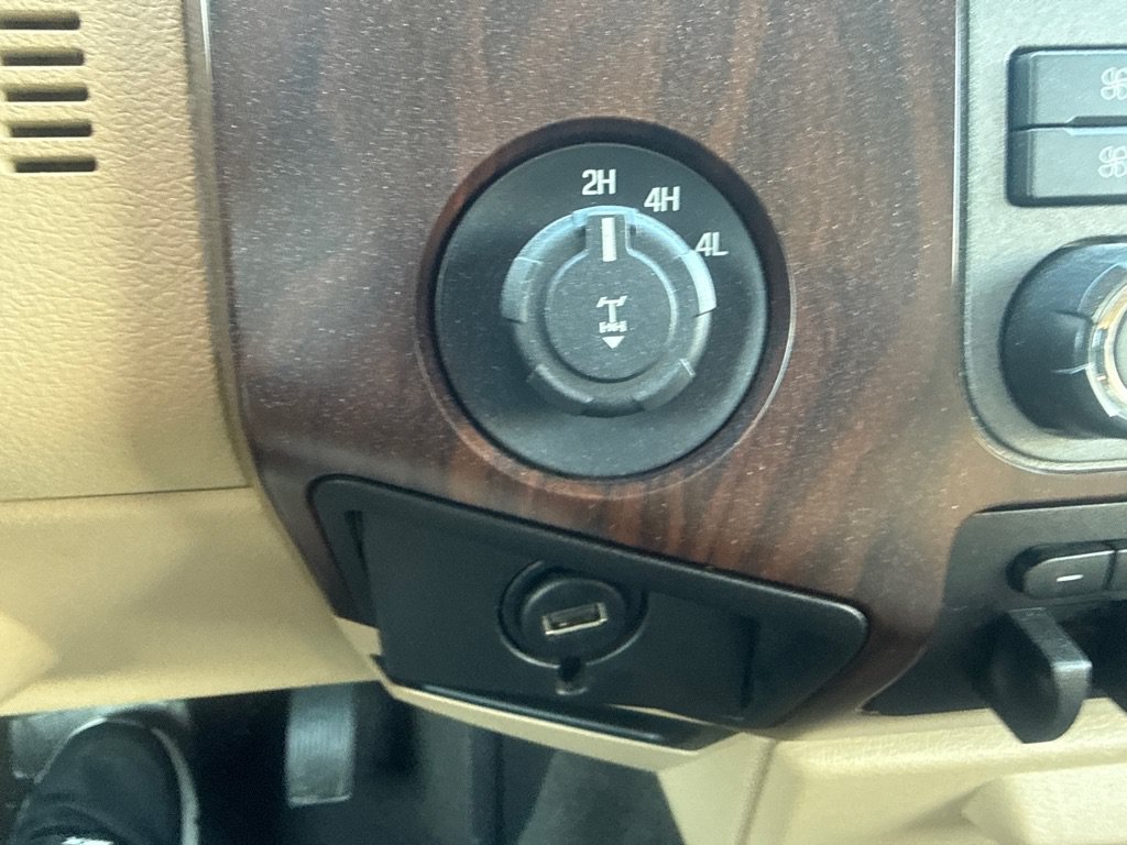 Used 2011 Ford F250 Lariat w/ Lariat Ultimate Pkg AWD/4WD image 30