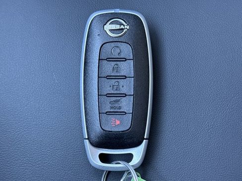 New 2026 Nissan Pathfinder SL image 23