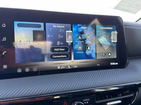 New 2026 Nissan Kicks SR w/ SR Premium Package image 13