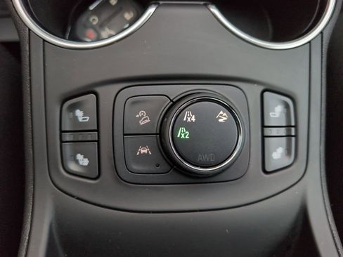 Used 2024 GMC Terrain SLT w/ Infotainment Package II image 27