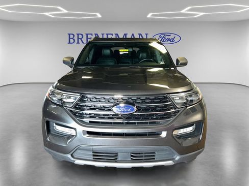 Used 2020 Ford Explorer XLT w/ Equipment Group 202A AWD/4WD image 2