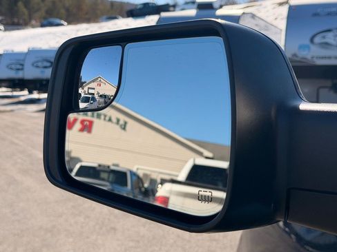 Used 2023 RAM 1500 Laramie image 11