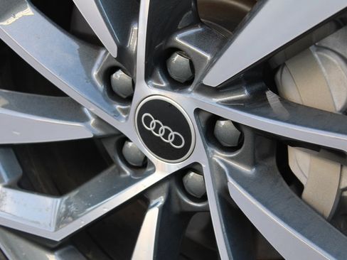 Used 2023 Audi Q5 2.0T Premium Plus image 16