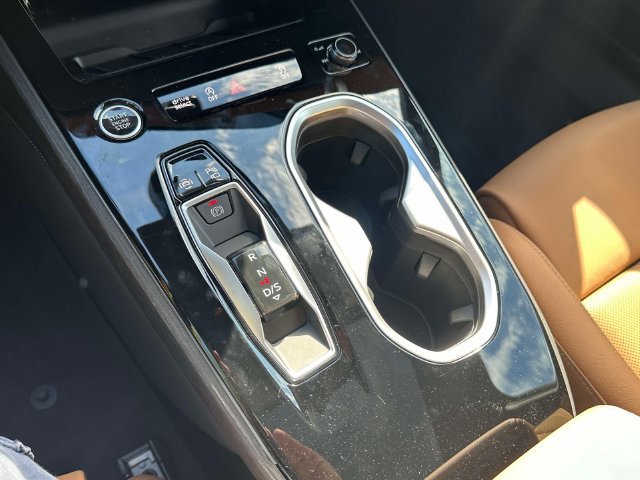 New 2026 Audi A6 Premium Plus AWD/4WD image 12