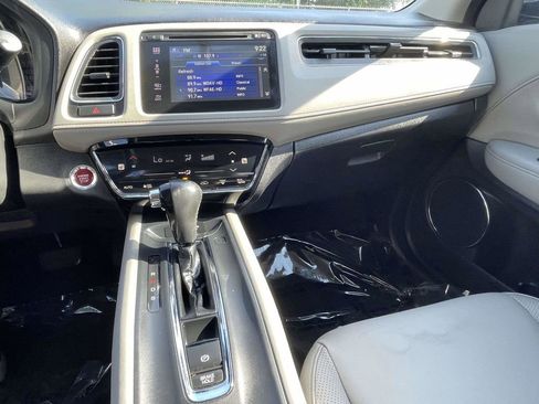 Used 2017 Honda HR-V EX-L image 39
