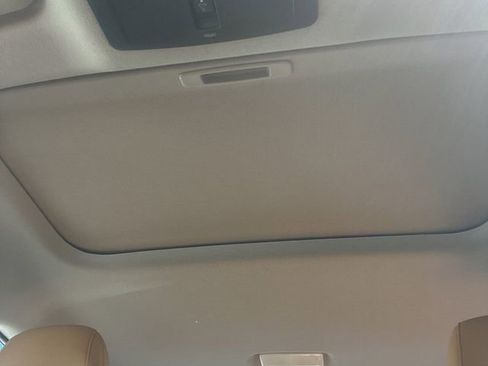 Used 2024 Nissan Sentra SV w/ SV Premium Package FWD image 19