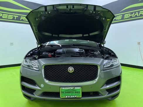 Used 2018 Jaguar F-PACE Prestige AWD/4WD image 4
