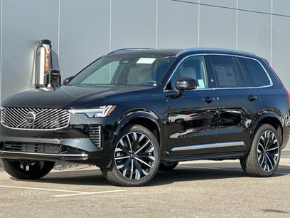 New 2026 Volvo XC90 T8 Plus w/ Protection Package Premier