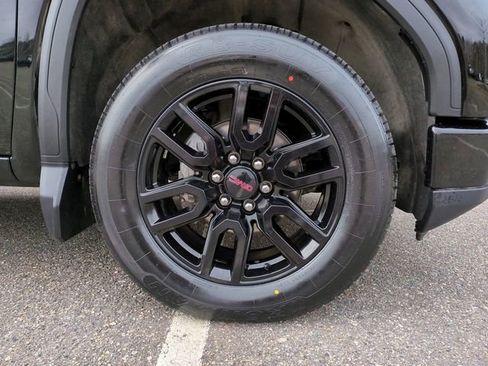 Used 2024 GMC Sierra 1500 Pro w/ Graphite Edition image 11