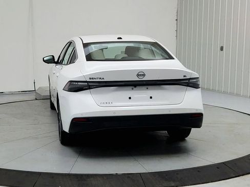 New 2026 Nissan Sentra SL w/ Floor Mat Package image 6